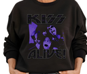 Woman styling KISS Alive Sweatshirt – Feminine Vintage Rock